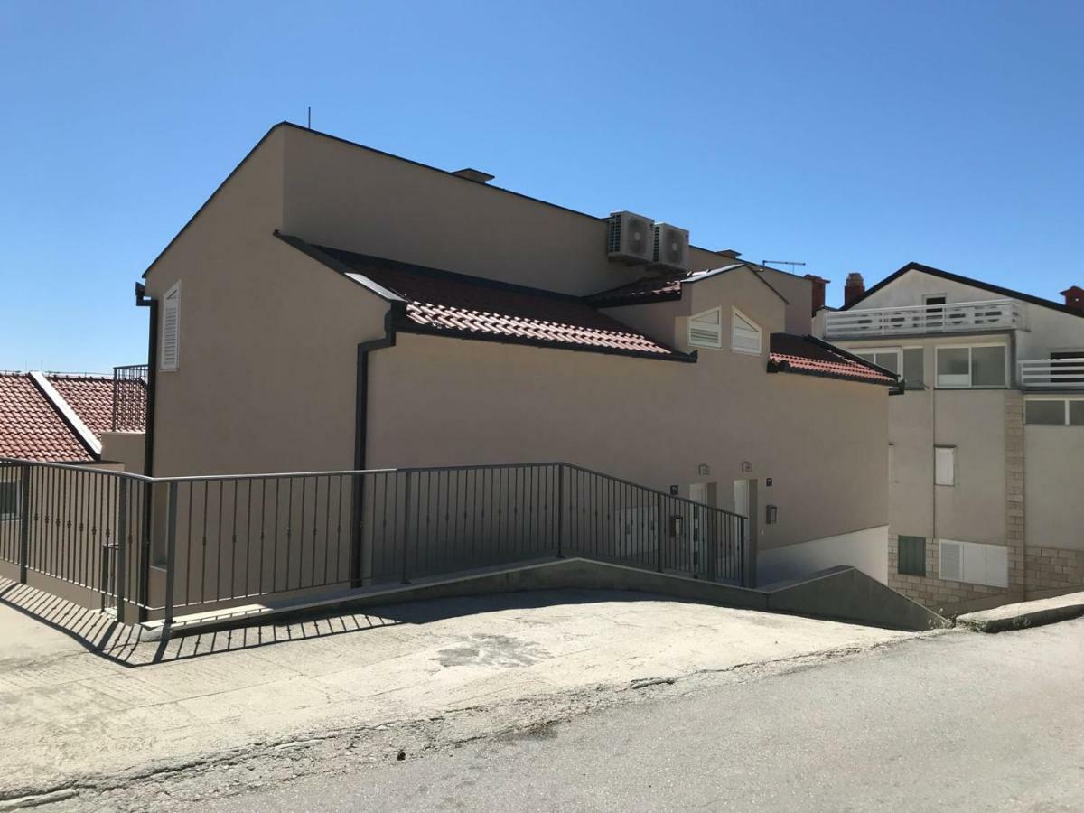 Sima Apartment Baska Voda Luaran gambar